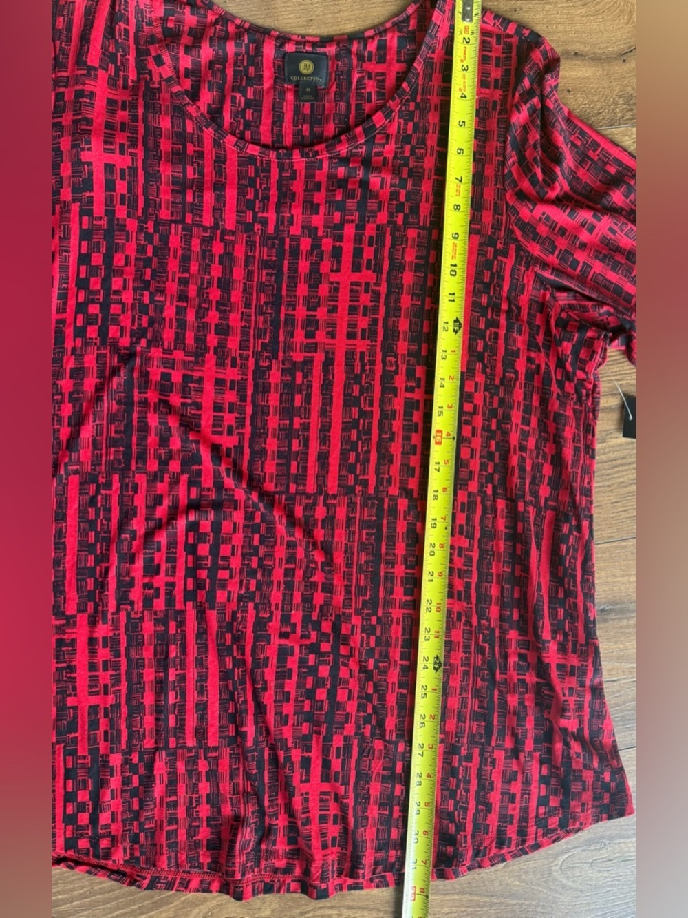 JM Collection 3X Plus Red Black Abstract Tunic Top 3/4 Sleeve NWT - Picture 7 of 9